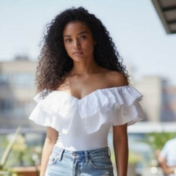 Zara- White Ruffled Bodysuit - Picture 1 of 12